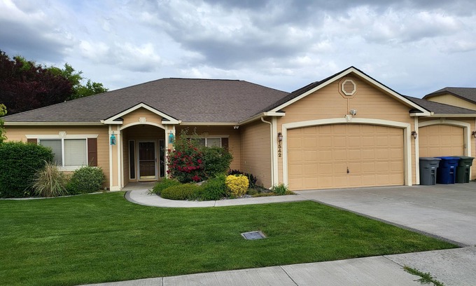 Tapteal West House | Tri-Cities Home Away From Home