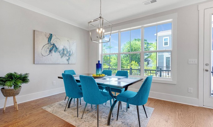 Greenville House | Tri-Luxe Towne