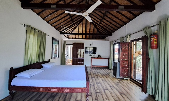 Sarada Cottage | Tribal cottages 30 min from Udaipur
