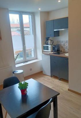 Verdun Apartment | Trilogie rez de chaussée