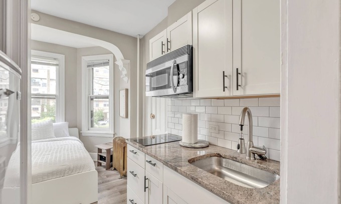 Wilmington Apartment | Trolley Teacup Charming Cozy Studio 1 Bedroom Apts by RedAwning