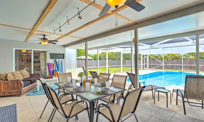 Stuart House | 'Tropical Landing' Stuart Home w/Pool + Grill!