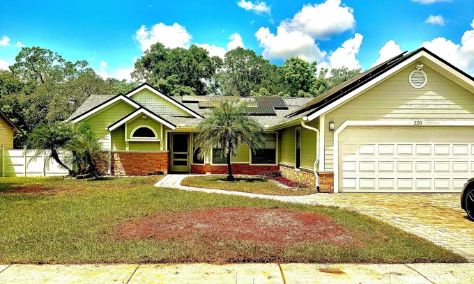 Fairvilla House | Tropical Paradise in Orlando