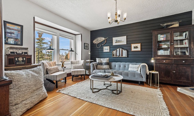 Victor House | Trout About - Beautifully updated bungalow across Teton Pass from Jackson Holen