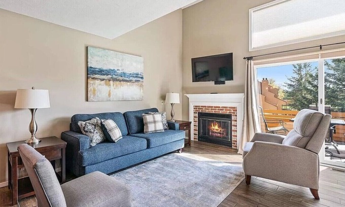 Harbor Springs Condo | Trout Creek Bunk House 28-Charming 3-bdrm/loft condo in Harbor Springs