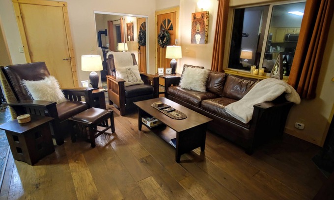 Truckee Condo | Truckee Tahoe Donner: Sun - Lakes - Hiking and Mountain Biking Trails and more!