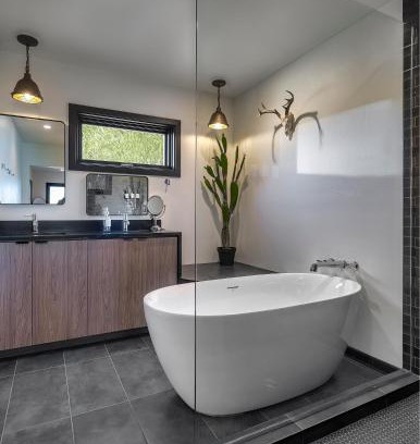 Cornville House | Tu'nlii House Fall Colors, Creek & Hot Tub Magic