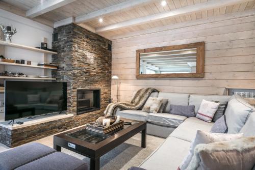Baqueira Apartment | Tubo Nere by Totiaran