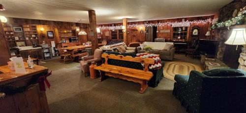 Central Vermont- Killington Hotel | Turn of River Lodge