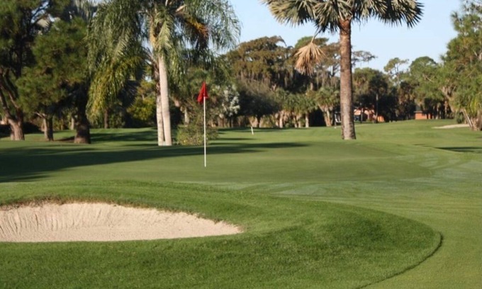 Central Naples Condo | TURTLE LAKE 2BR/2BA - GOLF COURSE VIEW/RESORT STYLE AMENITIES/MINUTES TO BEACH
