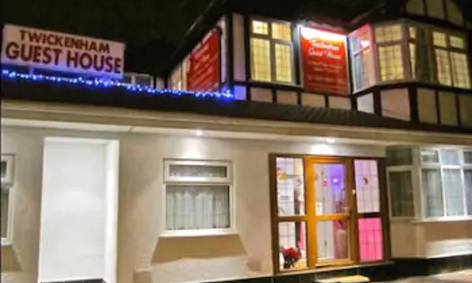St. Margarets and North Twickenham House | Twickenham Guest House