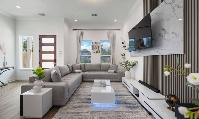 Southeast Houston House | Twilight Haven