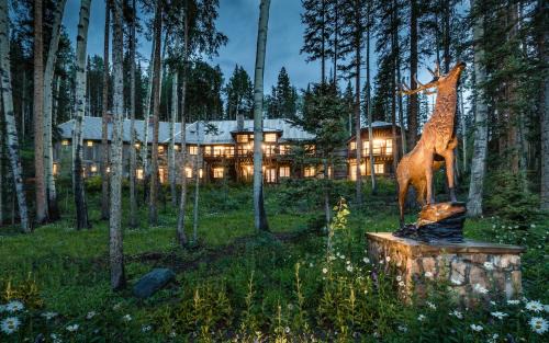 Mountain Village Ski Chalet | Twin Elk by Exceptional Stays
