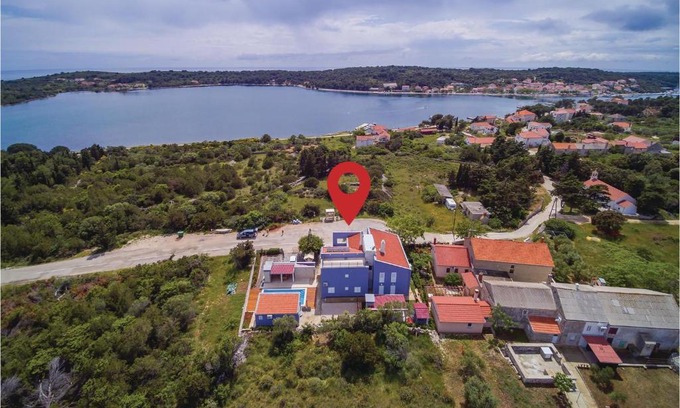 Verunic Apartment | Two-Bedroom Apartment In Verunic