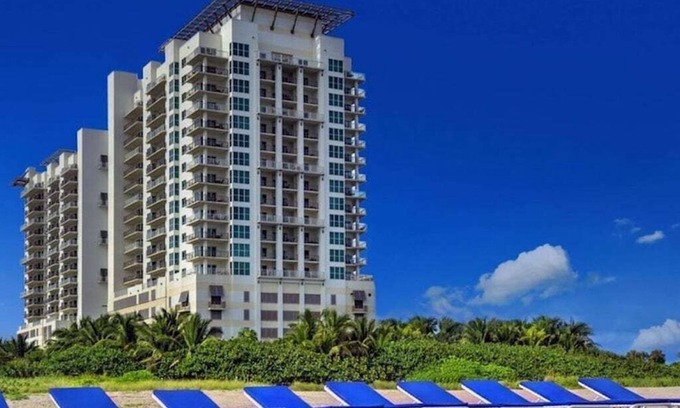 Singer Island Resort | Two bedroom at Marriott's Oceana Palms. Gorgeous oceanfront resort!