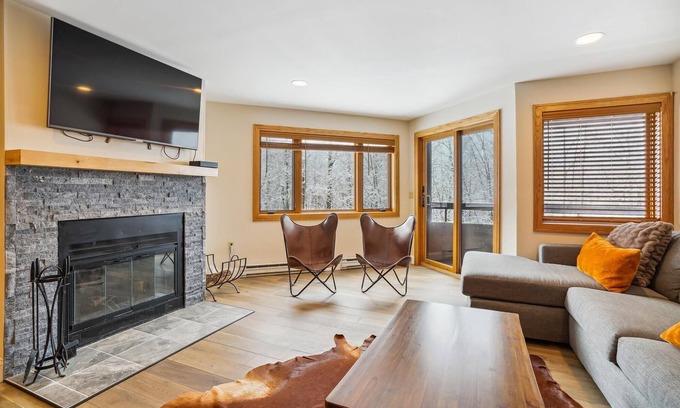 Central Vermont- Killington Condo | Two-Bedroom Condo with Stunning Views and Prime Location A4