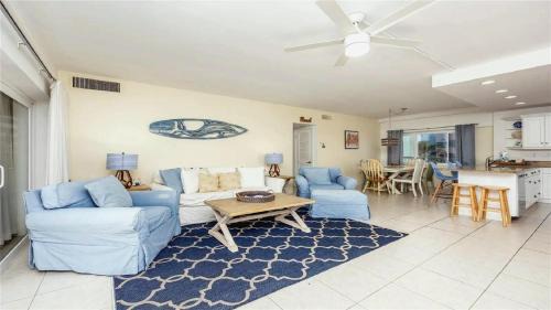 Siesta Key Apartment | Two Bedroom Condo with Gulf Views in Sarasota