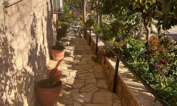 Kato Diminio House | Two bedroom Cozy Stonehouse
