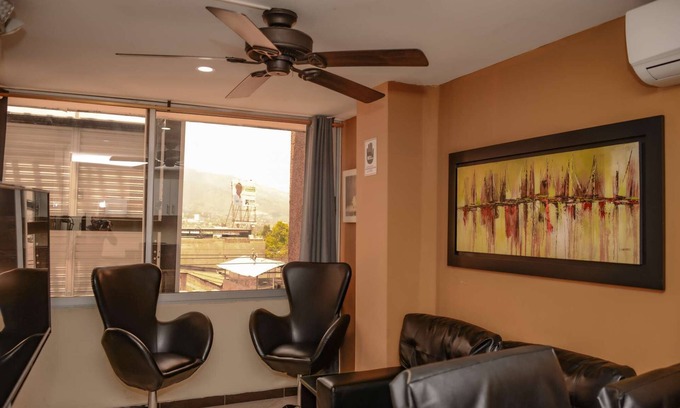 El Poblado Apartment | Two Bedroom Hot tub AC by Parque Poblado APT 402