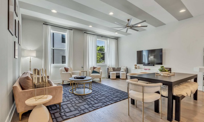 South Nashville House | Two Big Stunning Homes Nextdoor * Downtown Views!