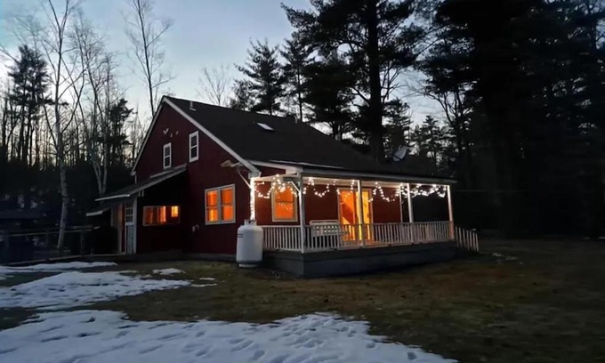Bennington House | Two Brooks Lodge