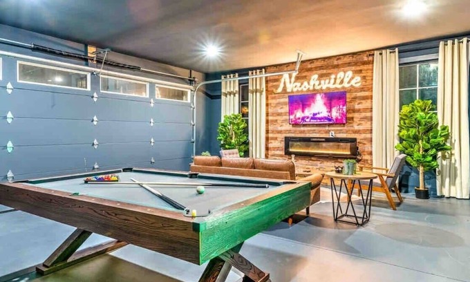 Hillsboro West End House | Two huge luxury homes-26 beds! Game room/rooftop!