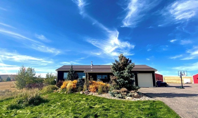 Pocatello House | Two Mountain Homes, gated, views, games, & nature!