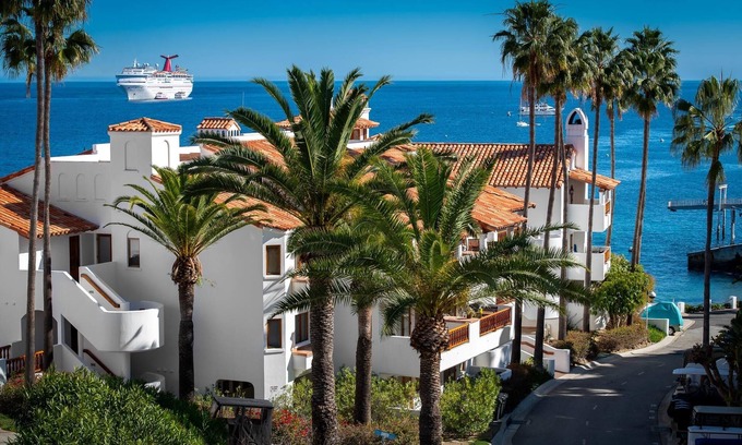 Avalon Condo | Two story 3B|3B villa with ocean views & golf cart