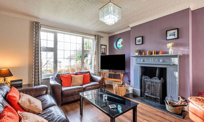 Dyffryn Ardudwy House | Ty Gwyn Hideaway by Interhome