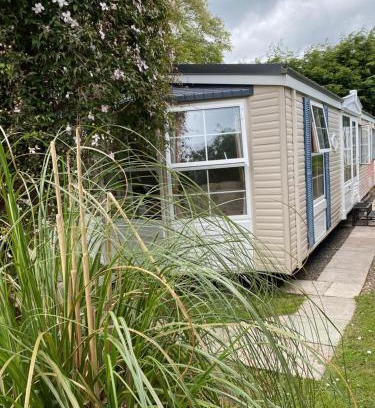Moelfre Other | “Ty Hir Caravan” Moelfre