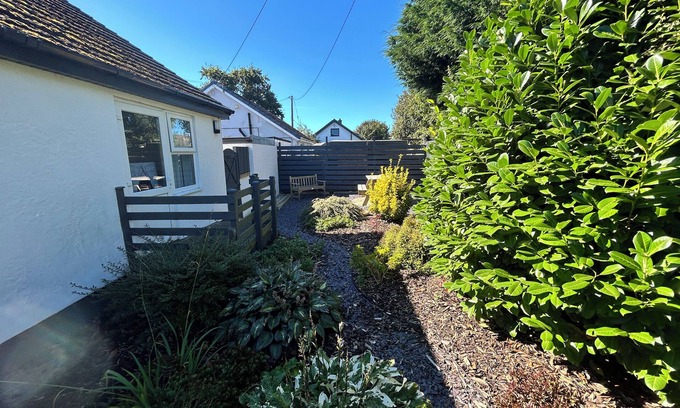 Dwyran Cottage | Ty Nain