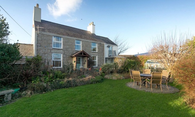 Moelfre House | Tyn Lon, Moelfre, A Traditional Welsh Home By The Coast | Pass the Keys