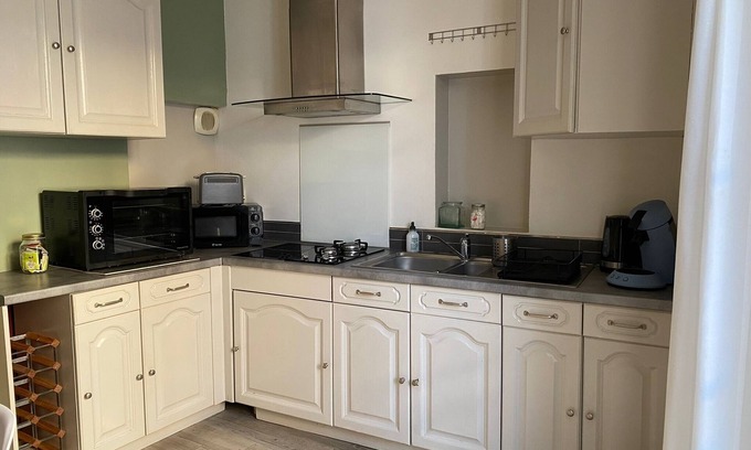 Mauguio House | Typical village house center Mauguio. 2Bedrooms