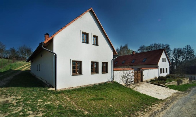Horni Breckov House | U Mišpule
