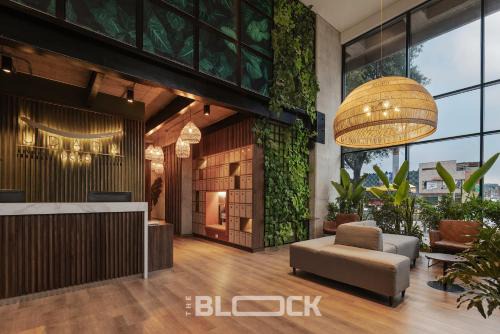 Barrios Unidos Apartment | Udara Polo - The Block
