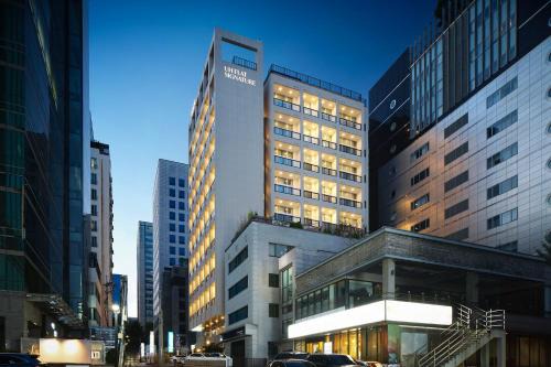 Yeoksam Hotel | UH FLAT Signature GANGNAM