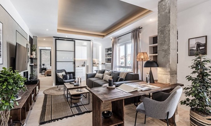 Chamberi Apartment | Ujue - 2 bedrooms in Ríos Rosas