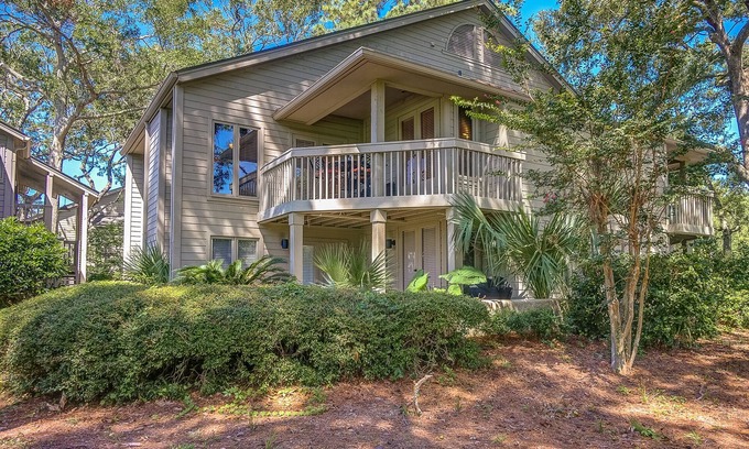Palmetto Dunes Villa | "Ultimate Getaway: 65" TV, Hot Deals! Near Beach, Pool & More Fun Awaits!