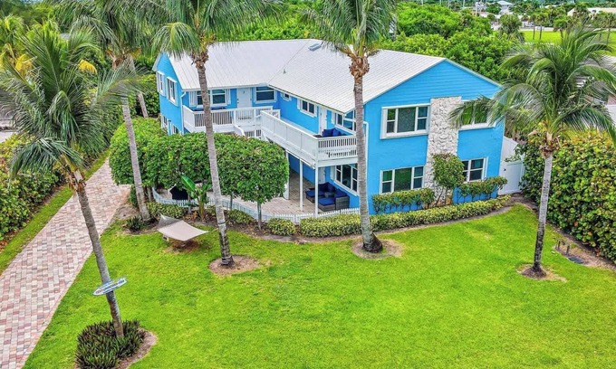 Fort Pierce Shores House | Ultimate Group Escape | 8BD Oceanfront Beach House