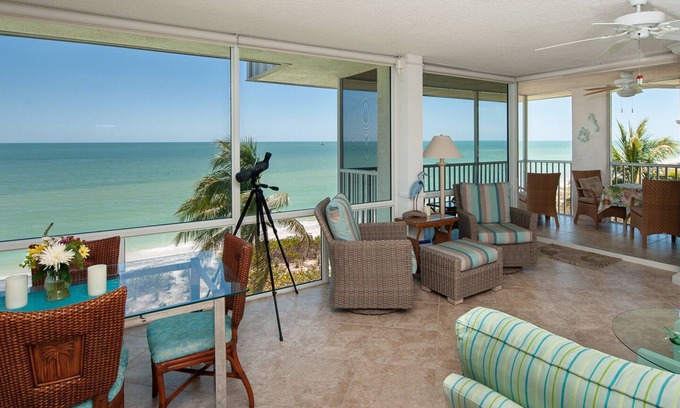Sanibel Condo | Ultimate Sanibel Beachfront! Island Beach Club, Top Floor, West-Facing, End Unit