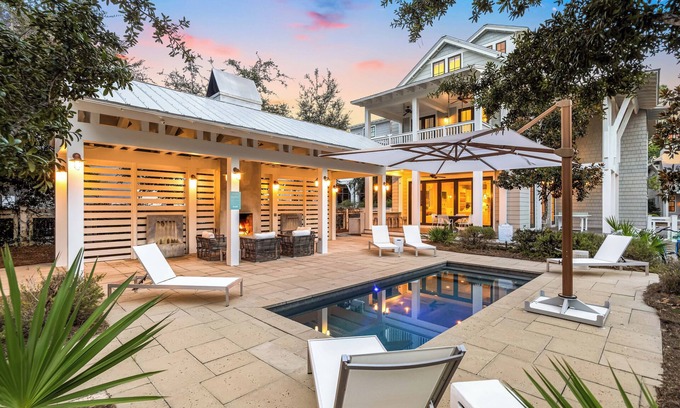 Watercolor House | Ultimate WaterColor Retreat: Bikes, Private Pool, Carriage House, and Luxury Living.