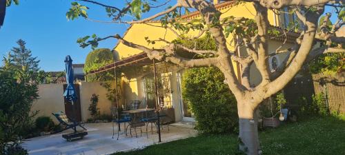 Mazan House | Un petit coin de Paradis
