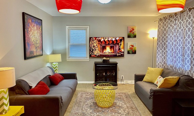 Benson House | ❤️ Unbeatable group travel retreat ❤️