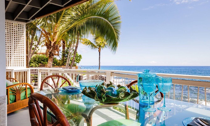 Kailua-Kona House | Unbeatable Oceanfront Location in the Heart of Kailua-Kona