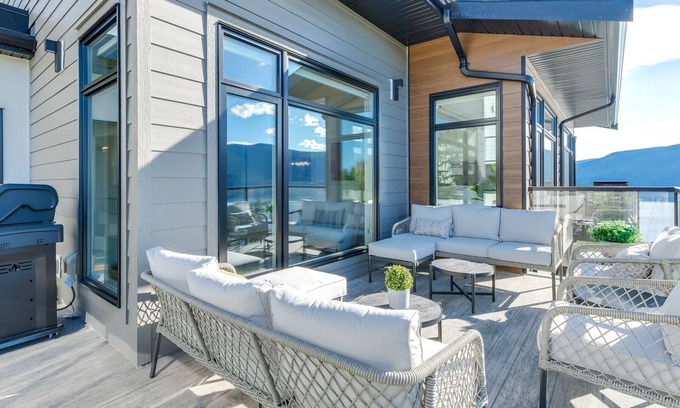 McKinley House | Unbeatable views, Trendy Design, Luxury Duplex
