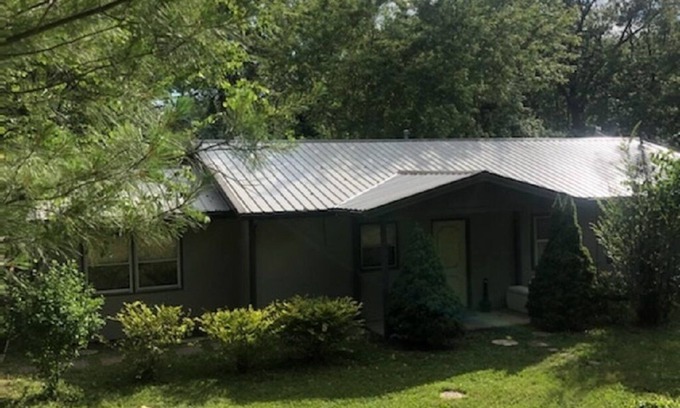 Lebanon House | Under Rachael’s Wing