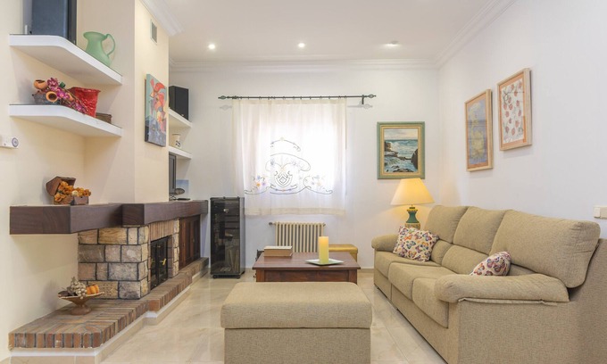 Ariany Villa | Unio 36 - Four Bedroom Villa, Sleeps 7