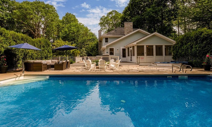 Union Pier House | Union Pier Home With Pool and Hot Tub! Close To Private Beach!