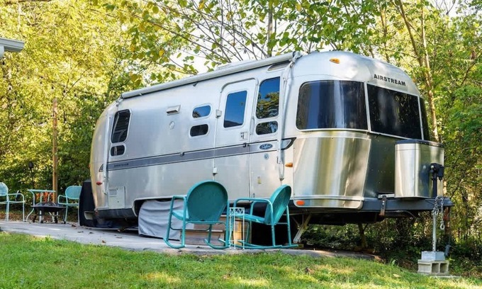 Franklin House | ‼️Unique 1BR Airstream near Leipers Fork for 3