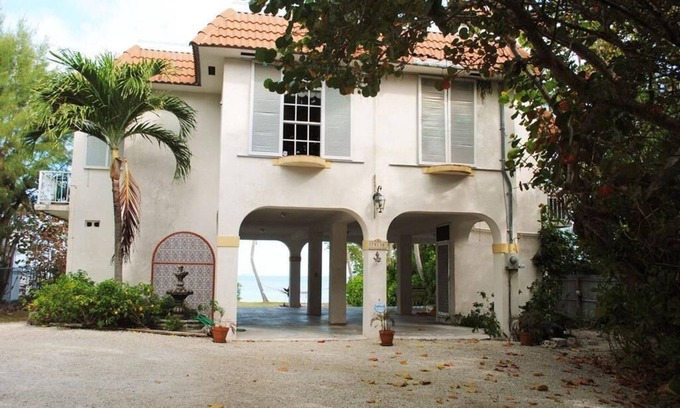 Islamorada House | Unique 2 Bedroom Bay Front Home with Roof Top Terrace